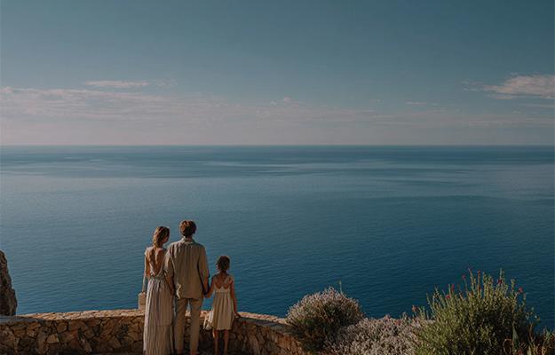 Abril abre nuevas historias Blau Punta Reina Mallorca Abril abre nuevas historias Blau Punta Reina Mallorca