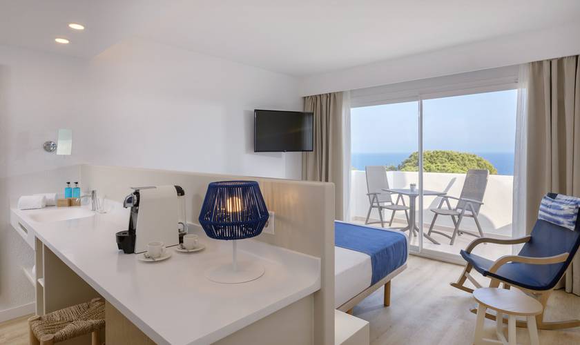 Double room sea view superior Blau Punta Reina Majorca Double room sea view superior Blau Punta Reina Majorca