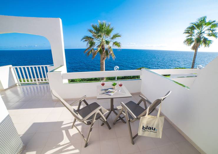 Junior suite with balcony Blau Punta Reina Majorca Junior suite with balcony Blau Punta Reina Majorca