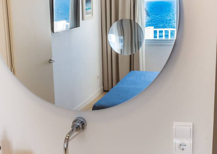 Junior suite with balcony Blau Punta Reina Majorca Junior suite with balcony Blau Punta Reina Majorca