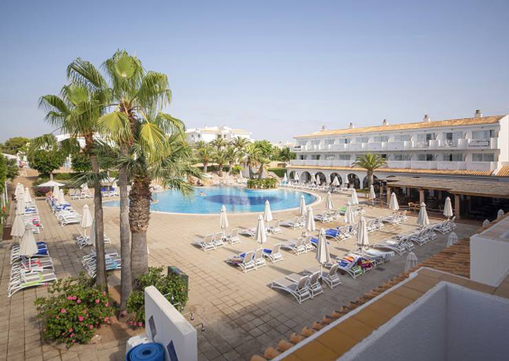 Doble vista piscina Blau Punta Reina Mallorca Doble vista piscina Blau Punta Reina Mallorca