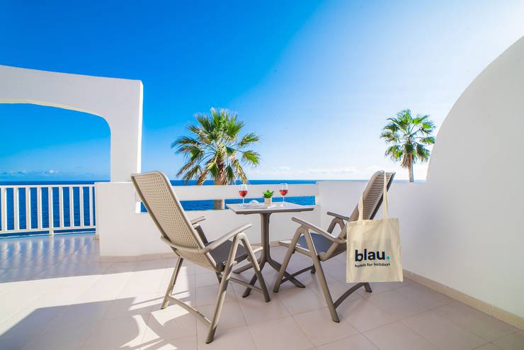 Junior suite vista mar frontal blau punta reina resort mallorca Junior suite vista mar frontal blau punta reina resort mallorca