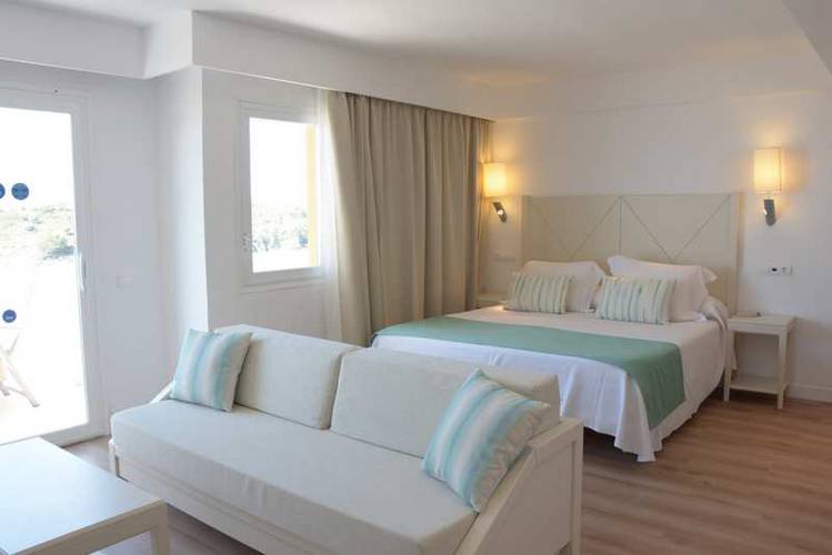 Junior Suite Blau Punta Reina Resort Majorca Junior Suite Blau Punta Reina Resort Majorca