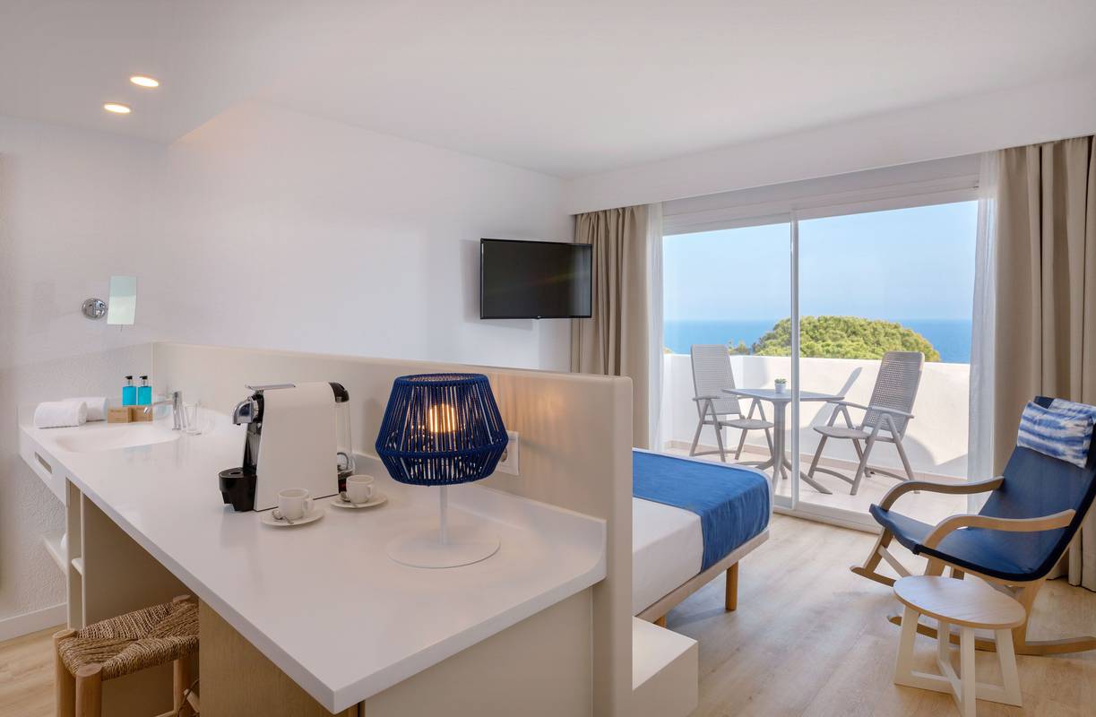 #iorestoacasa blau punta reina family resort maiorca #iorestoacasa blau punta reina family resort maiorca