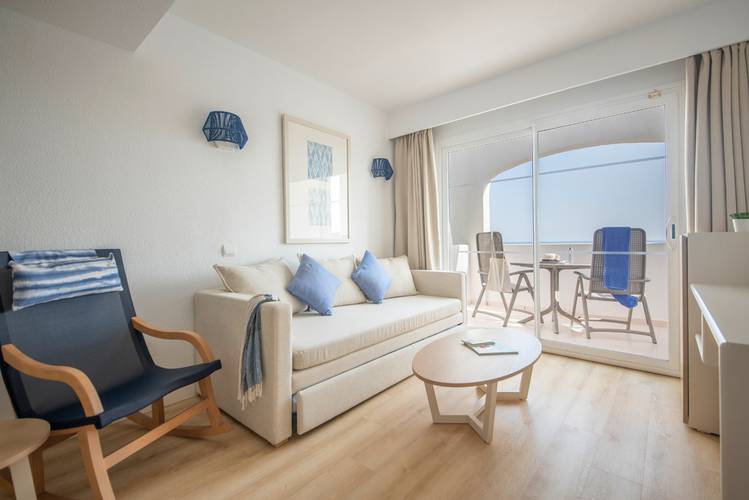 Junior suite avec vue sur la mer cala romántica blau punta reina Majorque Junior suite avec vue sur la mer cala romántica blau punta reina Majorque