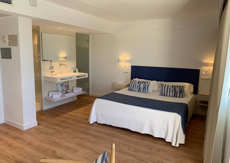 Sea view junior suite blau punta reina Majorca Sea view junior suite blau punta reina Majorca
