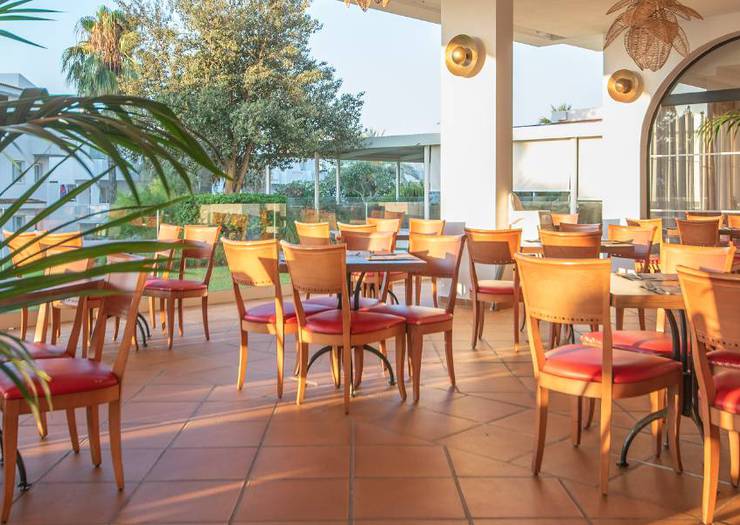 Restaurante buffet voramar Blau Punta Reina  Mallorca