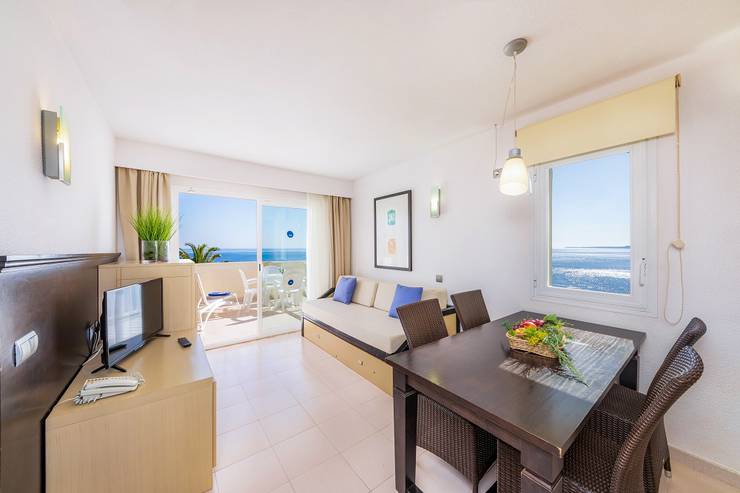 Appartement mit meerblick blau punta reina family resort mallorca Appartement mit meerblick blau punta reina family resort mallorca