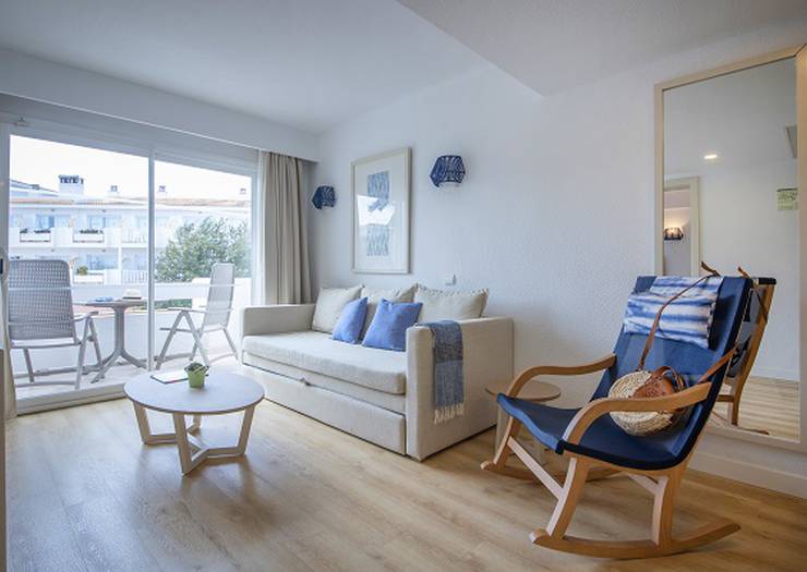 Junior suite con balcón Blau Punta Reina Mallorca Junior suite con balcón Blau Punta Reina Mallorca