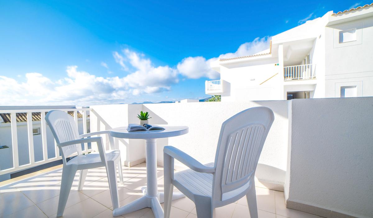 Camera Doppia con Balcone Blau Punta Reina Resort Maiorca Camera Doppia con Balcone Blau Punta Reina Resort Maiorca