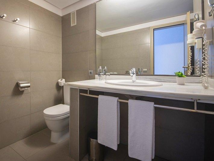 Camera Doppia Superior Vista Piscina Blau Punta Reina Resort Maiorca Camera Doppia Superior Vista Piscina Blau Punta Reina Resort Maiorca